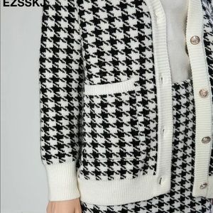 NWOT cardigan houndstooth